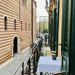 Daire Titaetoile Verona