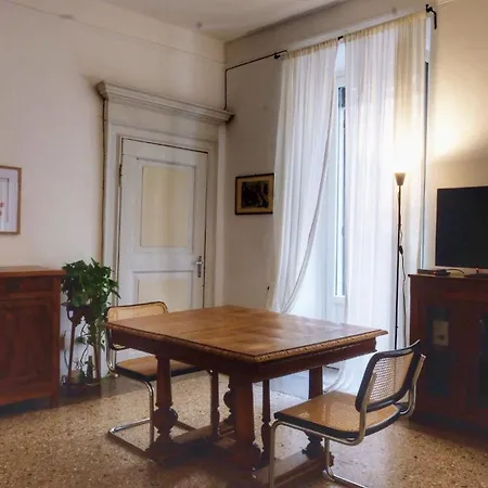 Titaetoile Lejlighed